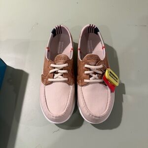 Sketchers Go Walk Lite Tan & Brown Slip On Boat Shoes- 9